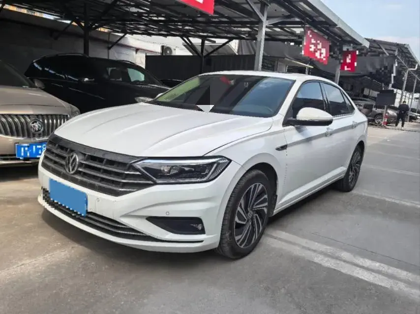 2021 Volkswagen Sagitar 1.4T 150HP L4 7DCT