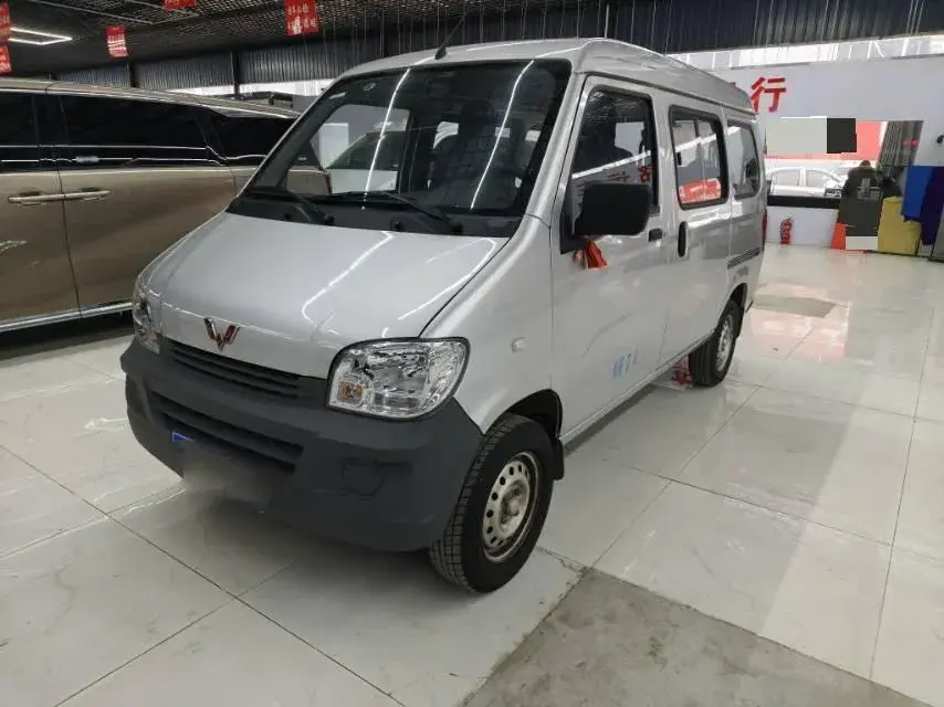 2023 WuLing ZhiGuang 1.5L 102HP L4 5MT