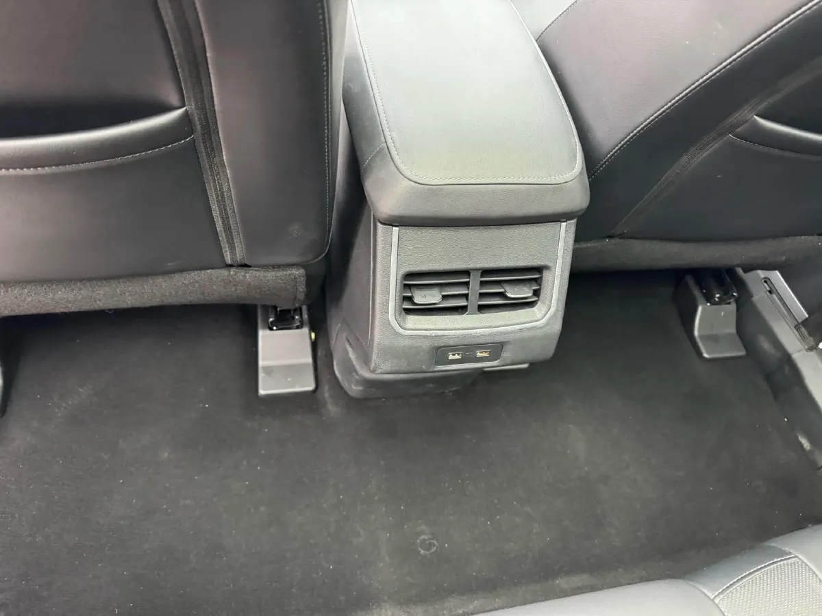 2021 Haval H6 1.5T 150HP L4 7DCT,autocango,china used car exporter,china ev exporter,chinese used car exporter,chinese used ev exporter