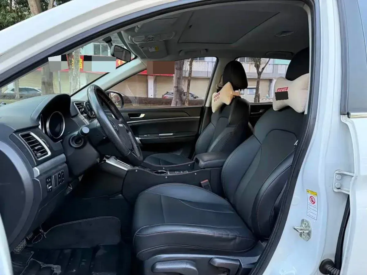 2017 Haval M6 1.5T 150HP L4 6AT,autocango,china used car exporter,china ev exporter,chinese used car exporter,chinese used ev exporter