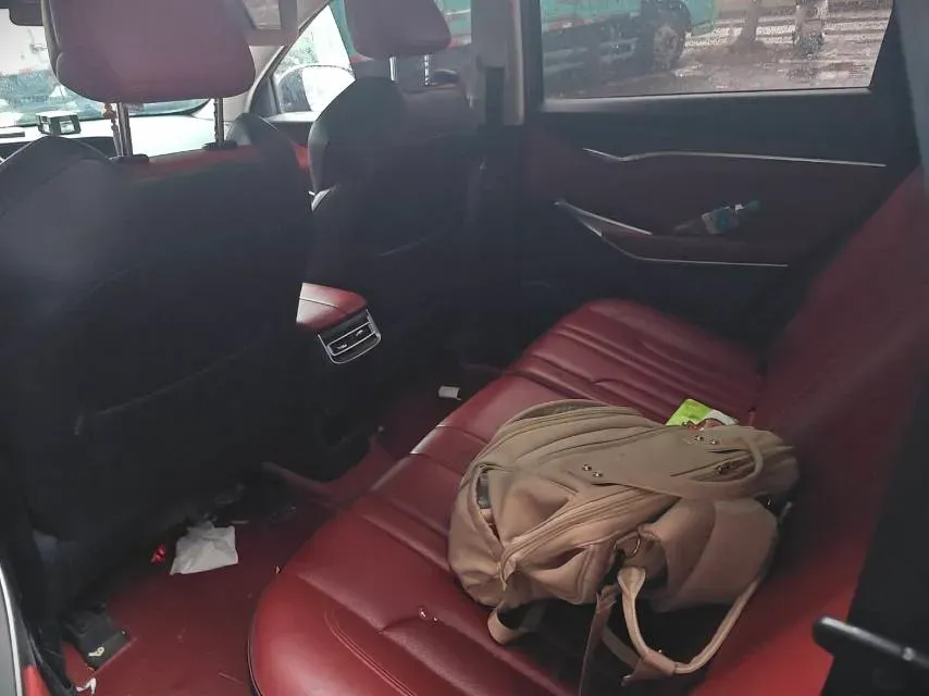 2020 ChangAn CS75 Plus 1.5T 178HP L4 6AT,autocango,china used car exporter,china ev exporter,chinese used car exporter,chinese used ev exporter