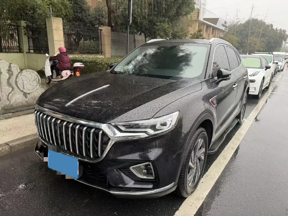 2022 HongQi HS5 2.0T 224HP L4 6AT