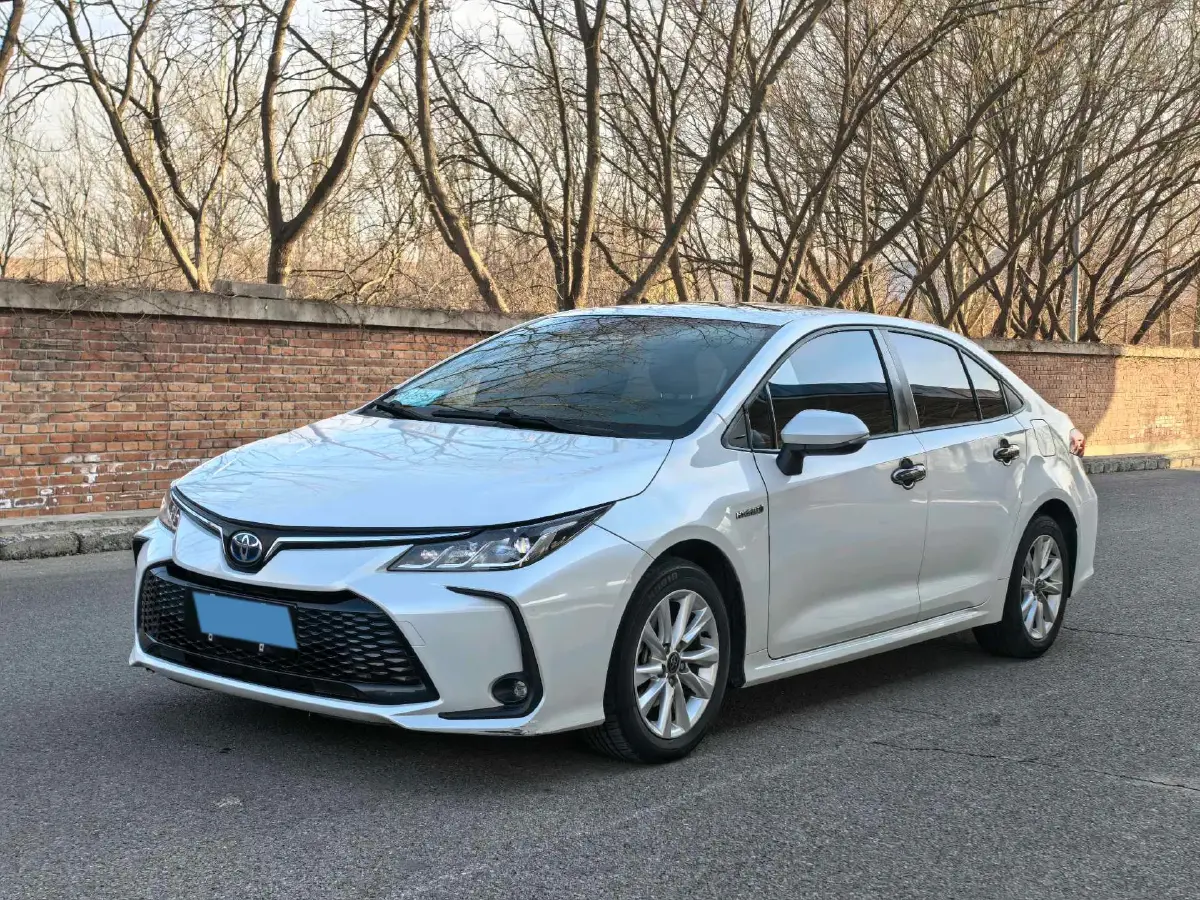 2023 Toyota Corolla 1.8L 98HP L4 E-CVT Hybrid