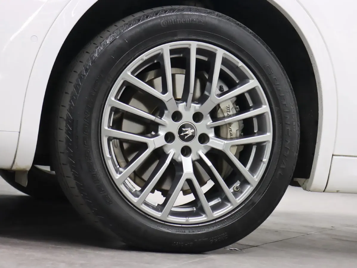 2023 Maserati Grecale 2.0T 300HP L4 8AT,autocango,china used car exporter,china ev exporter,chinese used car exporter,chinese used ev exporter