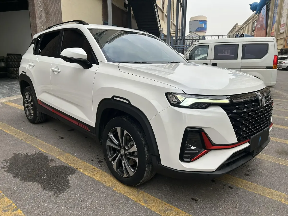 2022 ChangAn CS35 Plus 1.6L 128HP L4 CVT,autocango,china used car exporter,china ev exporter,chinese used car exporter,chinese used ev exporter