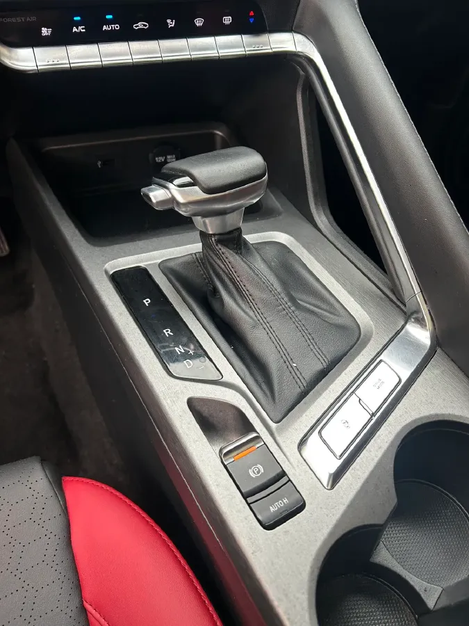 2022 ChangAn CS35 Plus 1.6L 128HP L4 CVT,autocango,china used car exporter,china ev exporter,chinese used car exporter,chinese used ev exporter