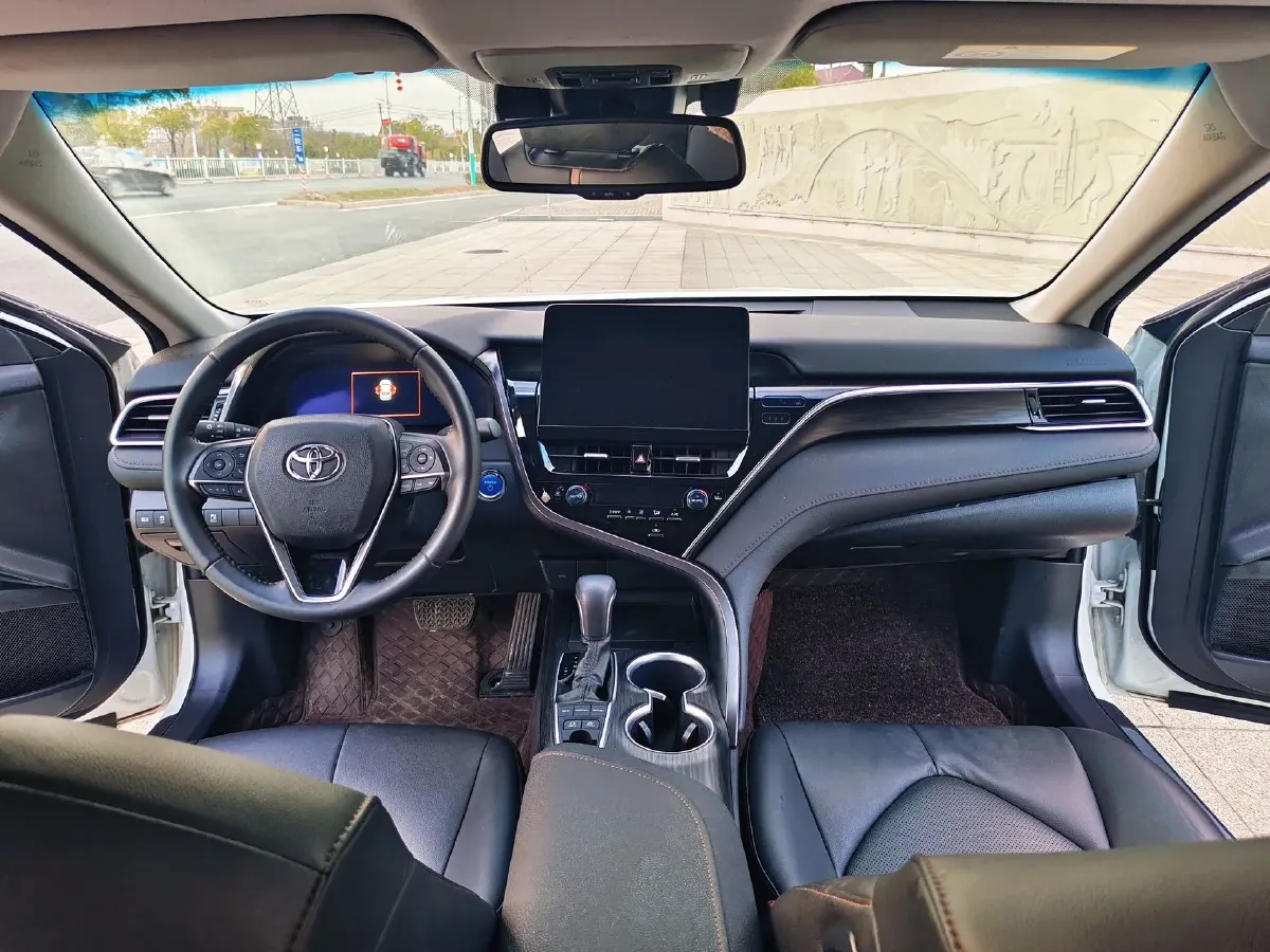 2023 Toyota Camry 2.5L 178HP L4 E-CVT Hybrid,autocango,china used car exporter,china ev exporter,chinese used car exporter,chinese used ev exporter