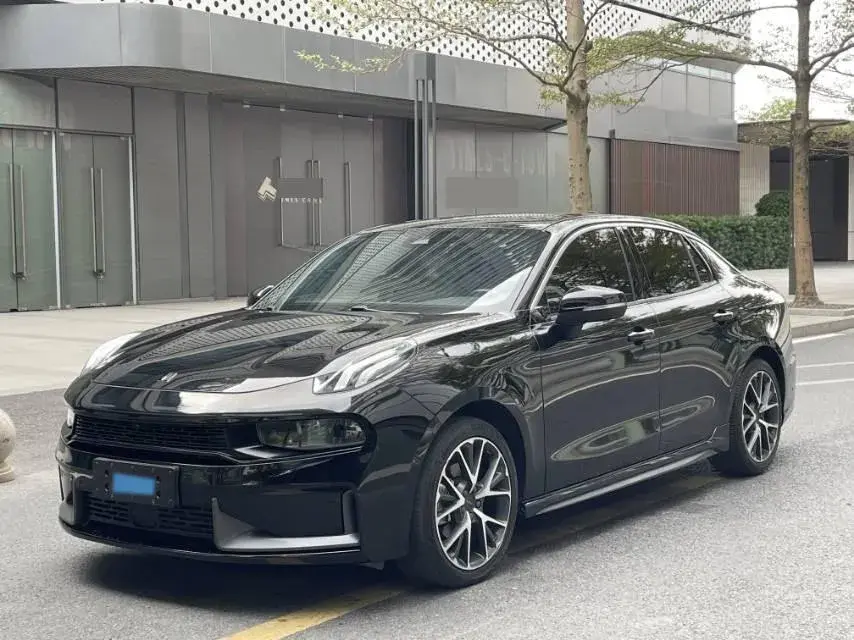 2021 LYNK&CO 03 2.0T 190HP L4 6AT