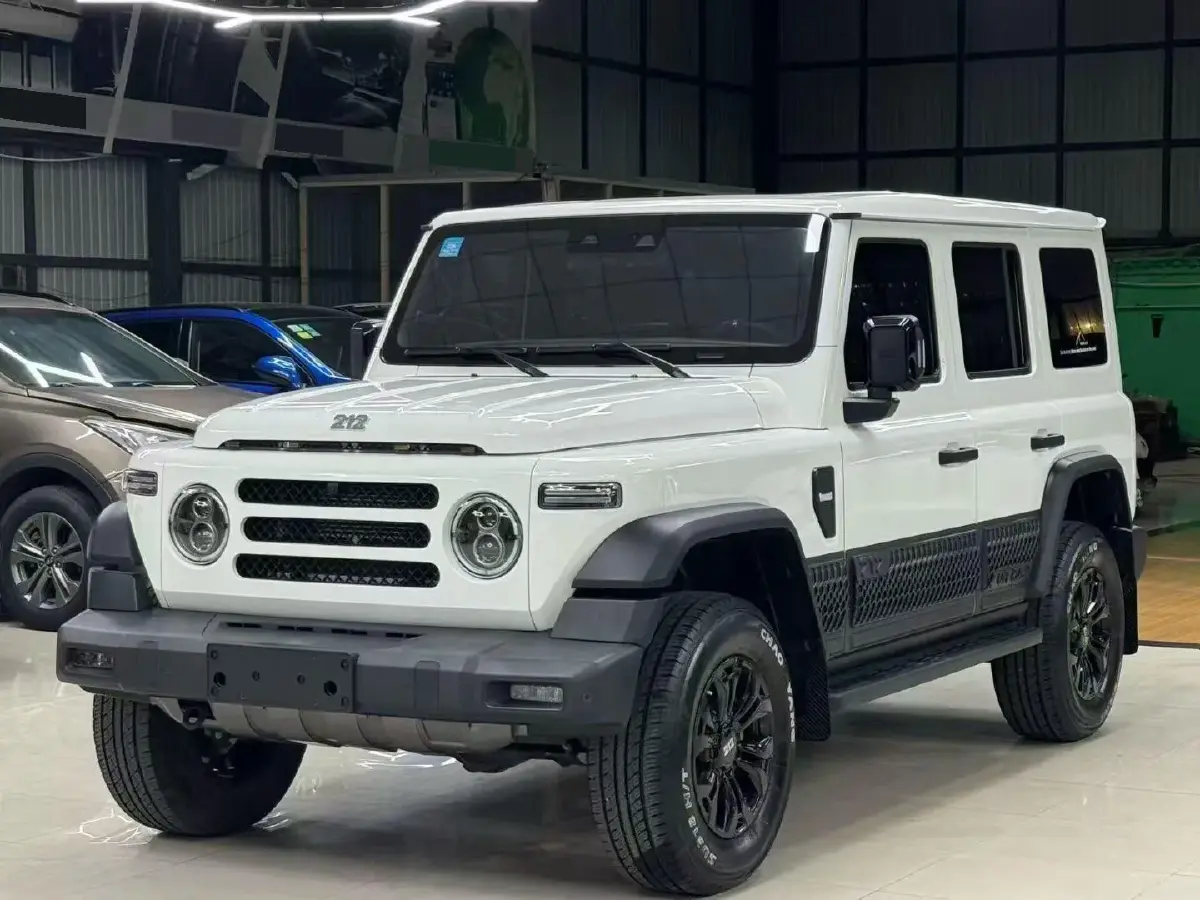 2024 212 212 T01 2.0T 252HP L4 8AT