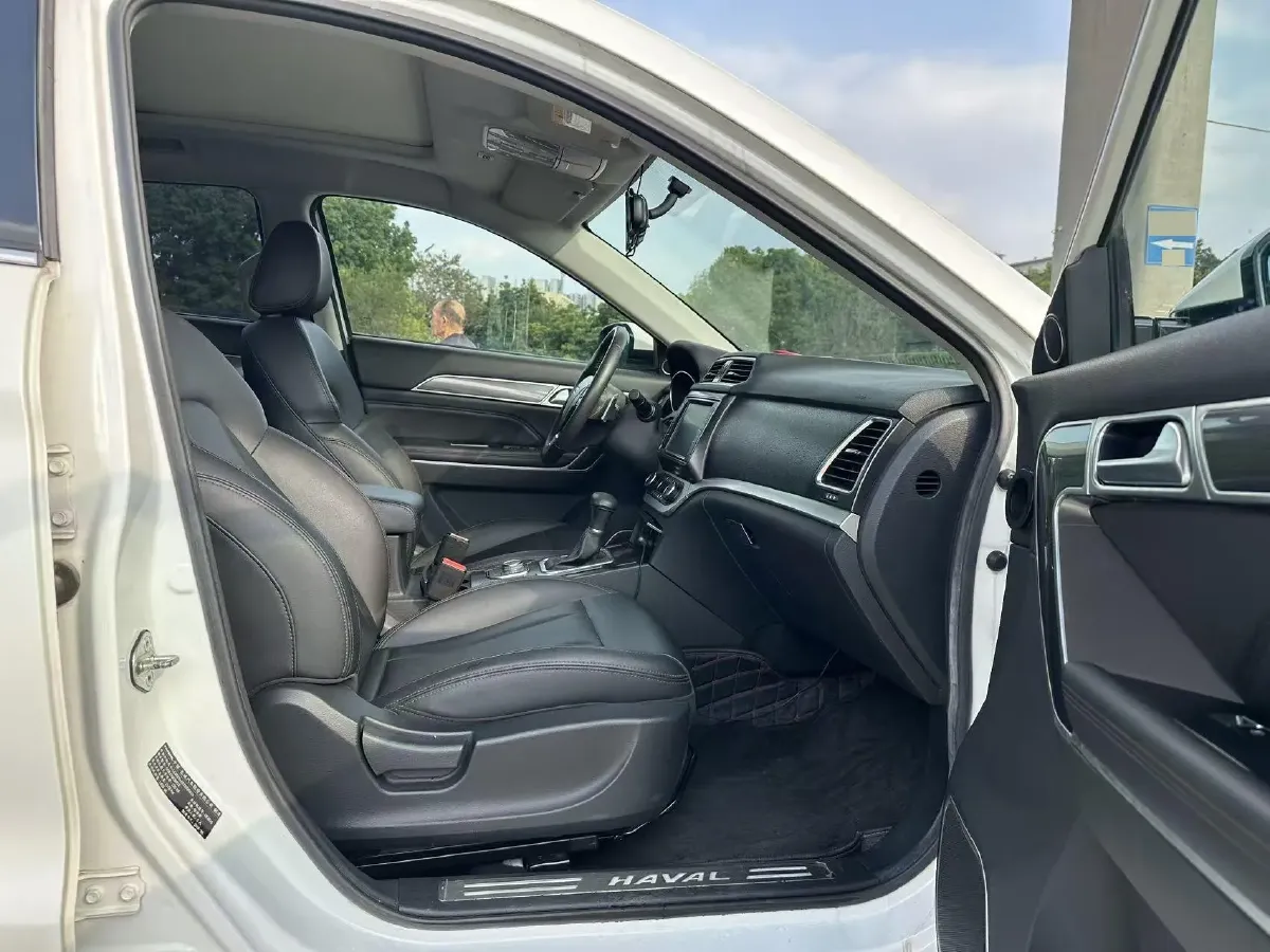 2018 Haval H6 Coupe 1.5T 169HP L4 7DCT,autocango,china used car exporter,china ev exporter,chinese used car exporter,chinese used ev exporter