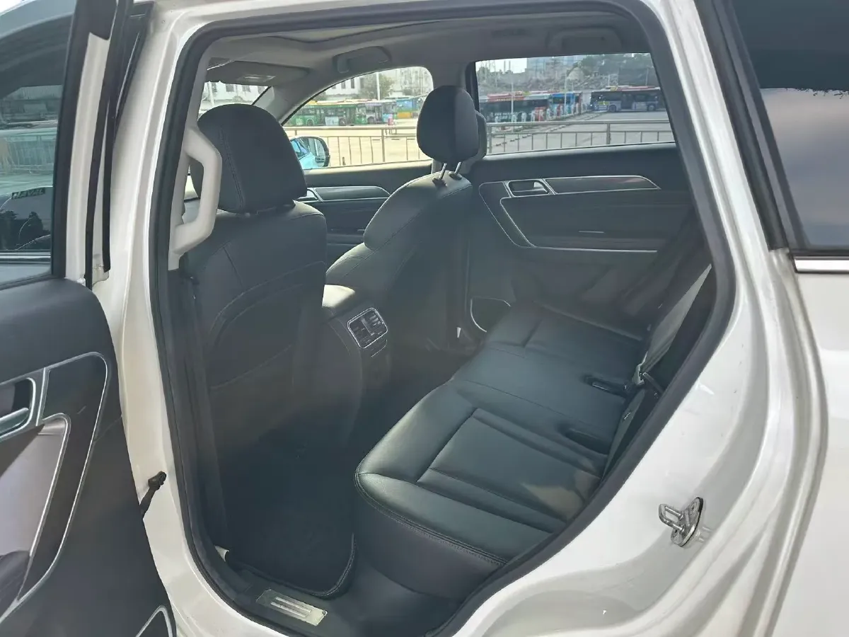 2018 Haval H6 Coupe 1.5T 169HP L4 7DCT,autocango,china used car exporter,china ev exporter,chinese used car exporter,chinese used ev exporter