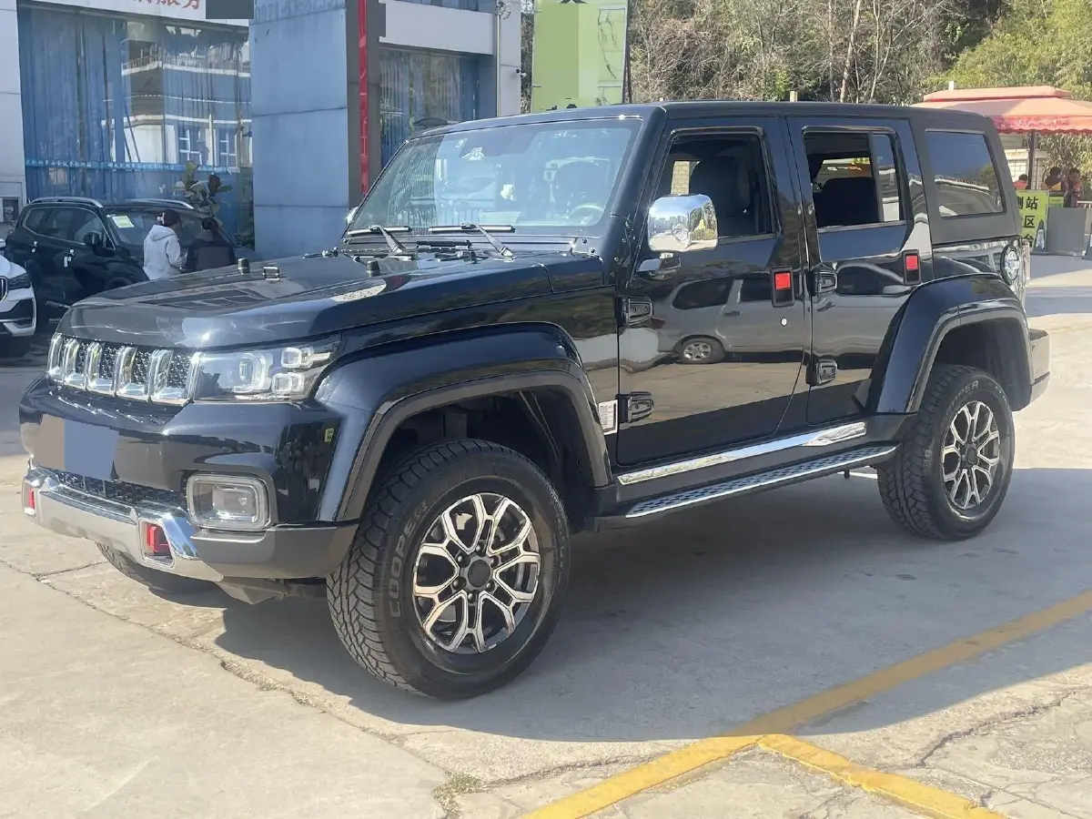 2018 Beijing BJ40 2.0T 218HP L4 6AT