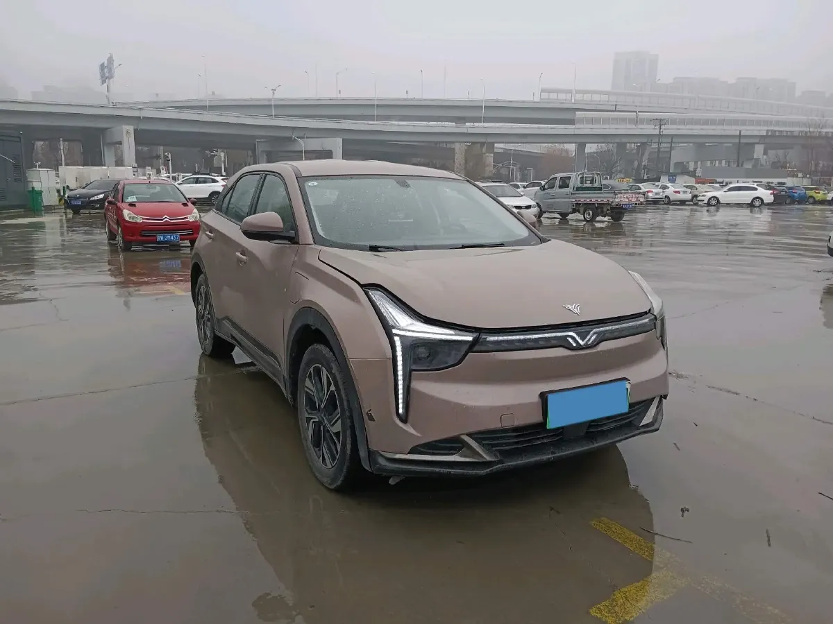 2022 Venucia Grand V 1.5T 190HP L4 7DCT,autocango,china used car exporter,china ev exporter,chinese used car exporter,chinese used ev exporter