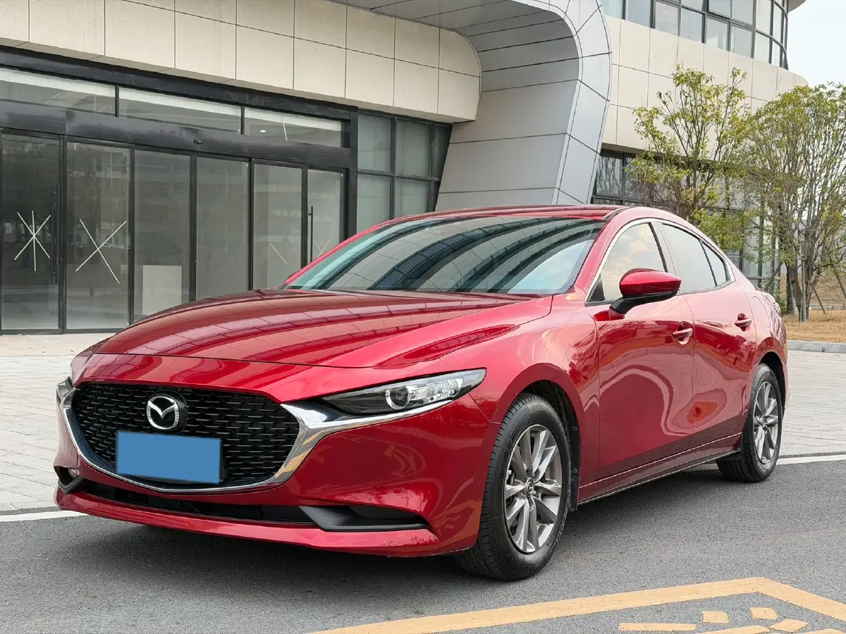 2020 Mazda 3 Axela 1.5L 117HP L4 6AT