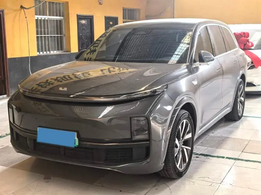 2023 Li L8 Range Extended 154HP REEV 40.9KWH