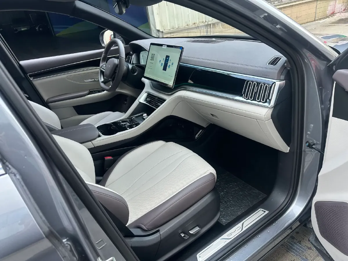 2025 BYD Song Plus 1.5L 101HP L4 E-CVT PHEV 26.6KWH,autocango,china used car exporter,china ev exporter,chinese used car exporter,chinese used ev exporter