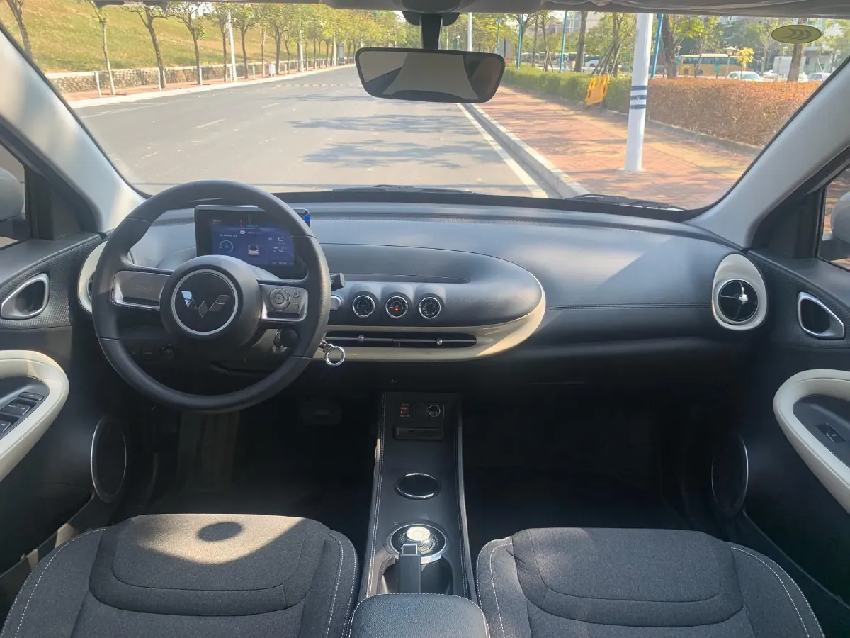 2024 WuLing BinGuo BEV 17.3KWH,autocango,china used car exporter,china ev exporter,chinese used car exporter,chinese used ev exporter