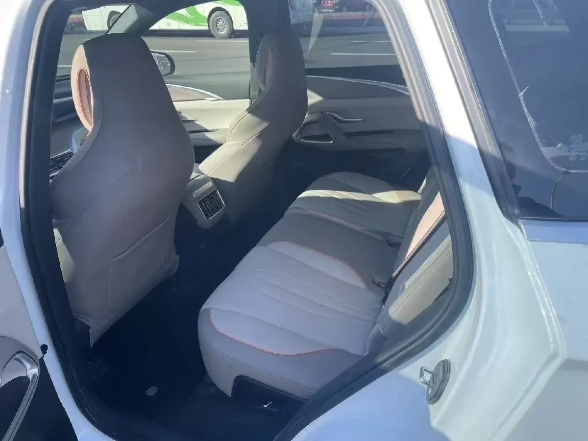 2024 BYD Song Pro 1.5L 110HP L4 E-CVT PHEV 12.9KWH,autocango,china used car exporter,china ev exporter,chinese used car exporter,chinese used ev exporter