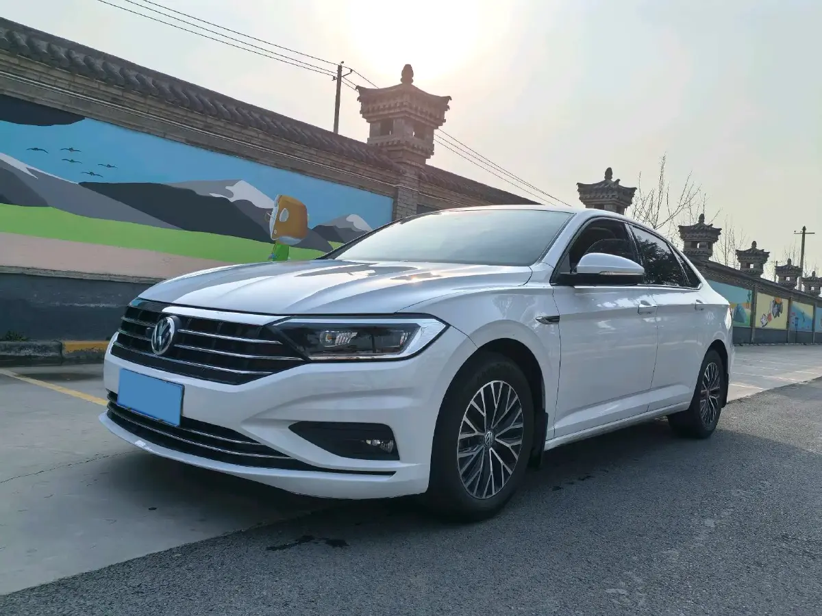 2020 Volkswagen Sagitar 1.4T 150HP L4 7DCT