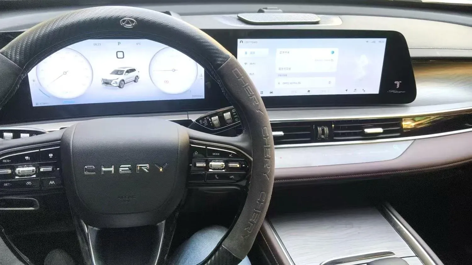 2024 Chery Tiggo 8 PRO 1.6T 197HP L4 7DCT,autocango,china used car exporter,china ev exporter,chinese used car exporter,chinese used ev exporter