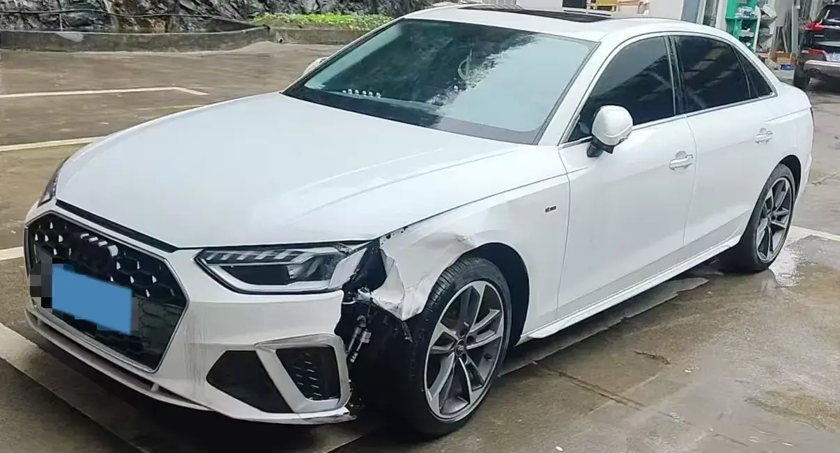 2024 Audi A4L 2.0T 190HP L4 7DCT