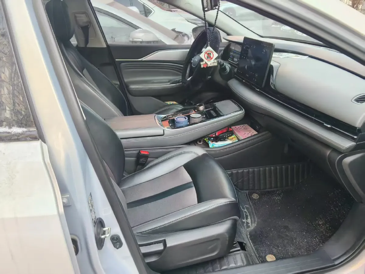 2022 ChangAn Oshan Z6 1.5T 170HP L4 6TCT PHEV 28.4KWH,autocango,china used car exporter,china ev exporter,chinese used car exporter,chinese used ev exporter