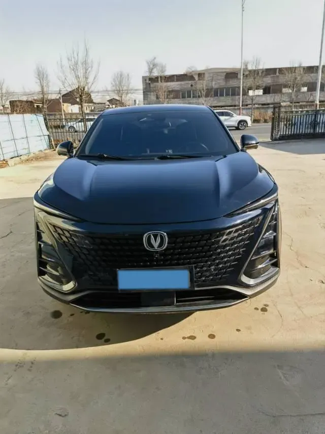 2022 ChangAn UNI-T 1.5T 188HP L4 7DCT,autocango,china used car exporter,china ev exporter,chinese used car exporter,chinese used ev exporter