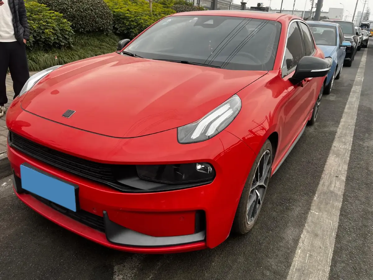 2019 LYNK&CO 03 2.0T 190HP L4 6AT