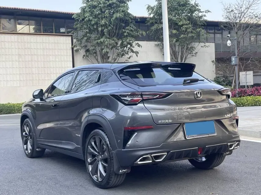 2020 ChangAn UNI-T 1.5T 180HP L4 7DCT,autocango,china used car exporter,china ev exporter,chinese used car exporter,chinese used ev exporter