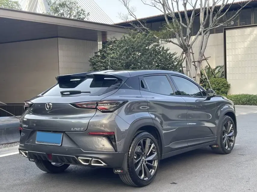 2020 ChangAn UNI-T 1.5T 180HP L4 7DCT,autocango,china used car exporter,china ev exporter,chinese used car exporter,chinese used ev exporter