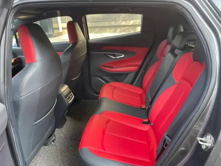 2020 ChangAn UNI-T 1.5T 180HP L4 7DCT,autocango,china used car exporter,china ev exporter,chinese used car exporter,chinese used ev exporter