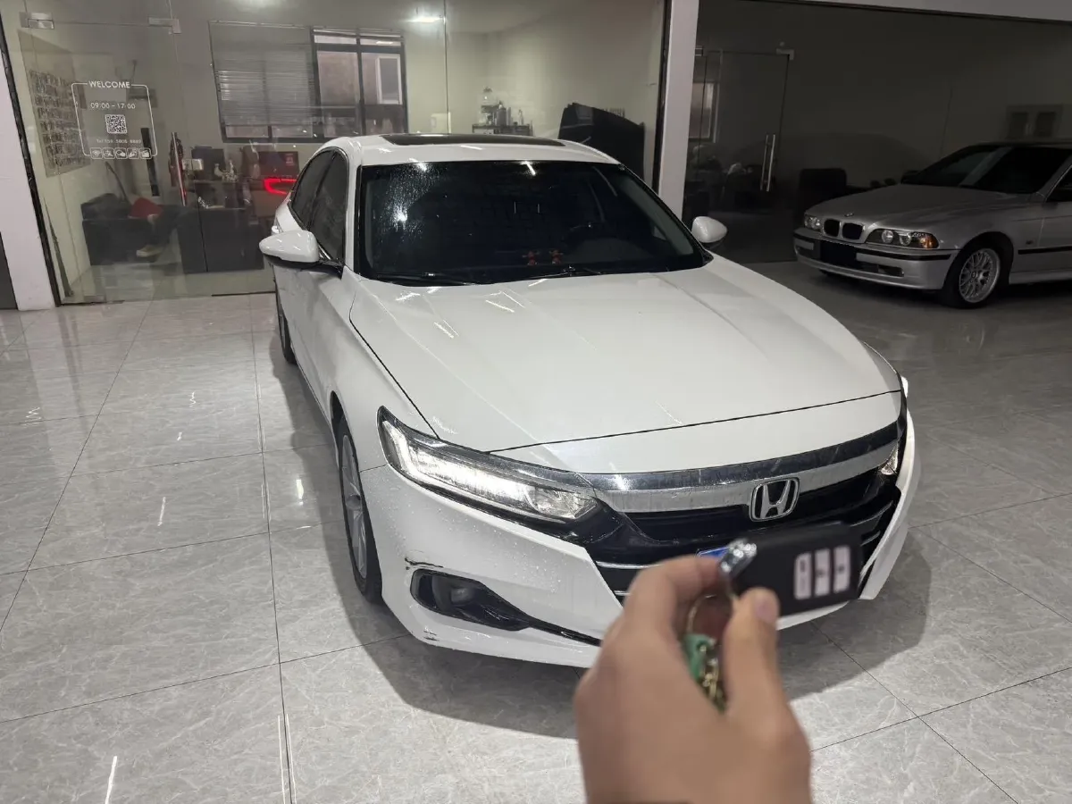 2022 Honda Accord 1.5T 194HP L4 CVT,autocango,china used car exporter,china ev exporter,chinese used car exporter,chinese used ev exporter