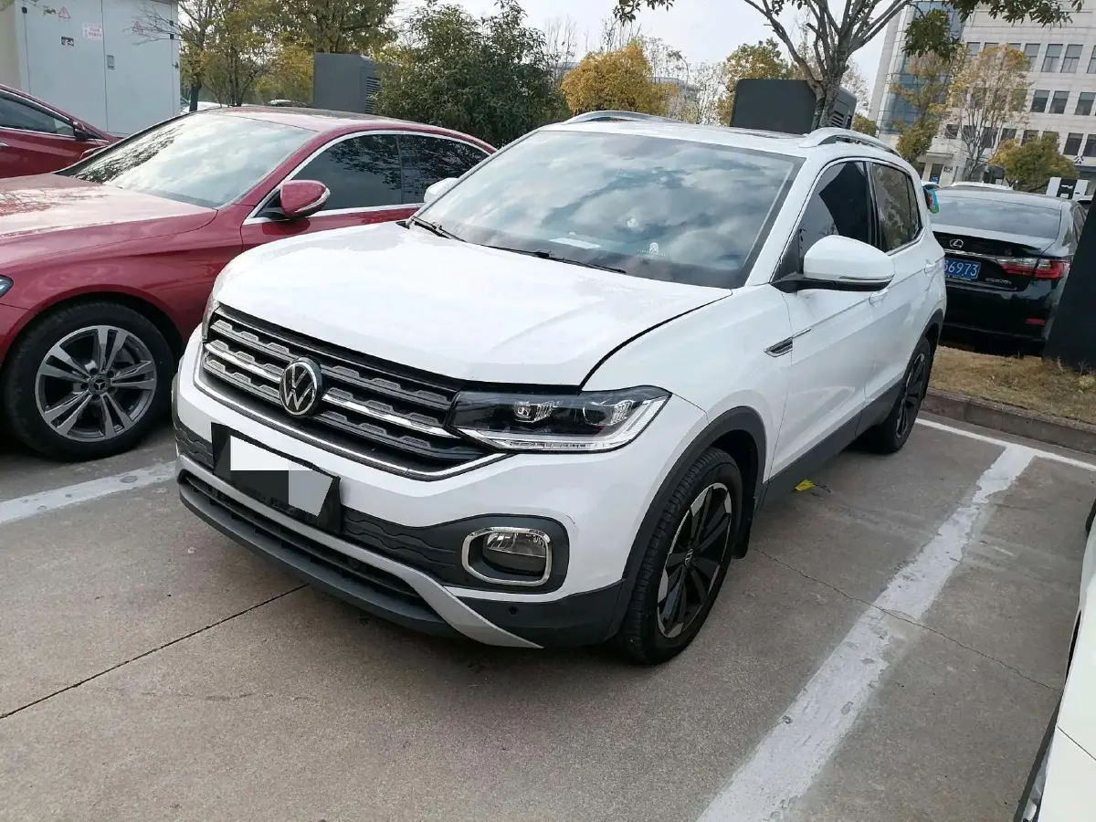 2021 Volkswagen Tacqua 1.5L 113HP L4 6AT