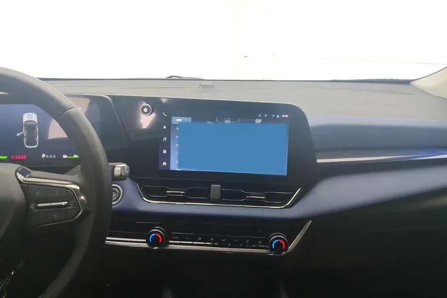 2024 Chevrolet EquinoxPlus 1.5T 180HP L4 2DHT PHEV 16.5KWH,autocango,china used car exporter,china ev exporter,chinese used car exporter,chinese used ev exporter