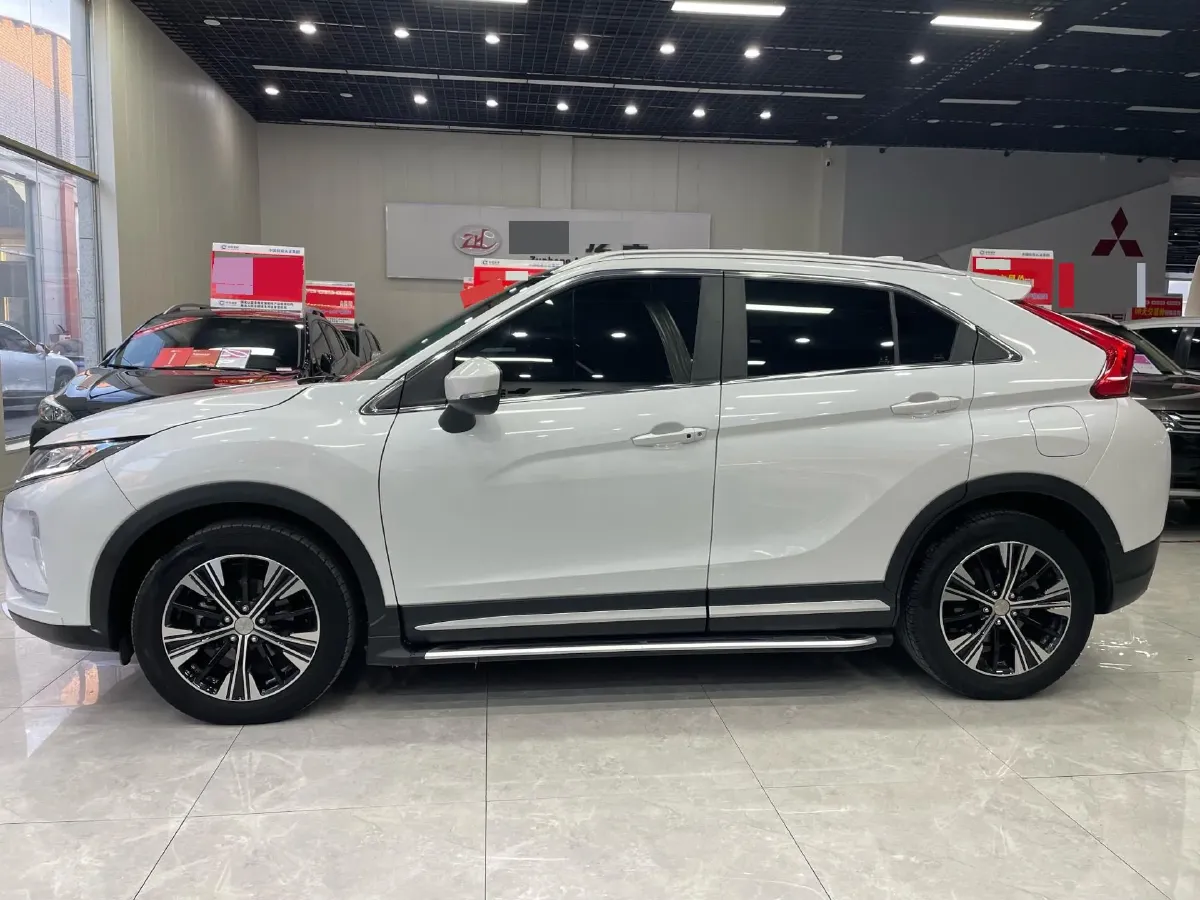 2021 Mitsubishi Eclipse Cross 1.5T 170HP L4 CVT,autocango,china used car exporter,china ev exporter,chinese used car exporter,chinese used ev exporter