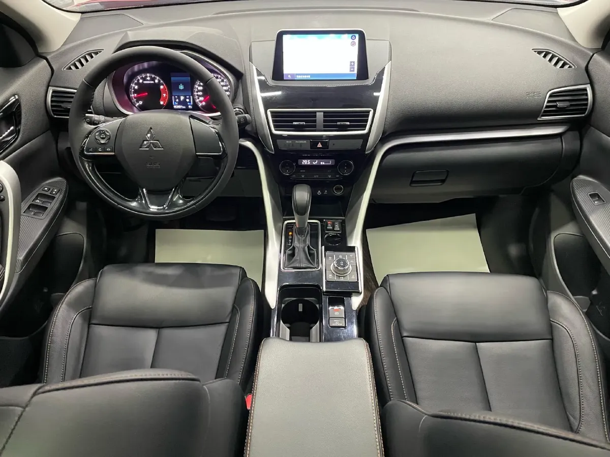 2018 Mitsubishi Eclipse Cross 1.5T 170HP L4 CVT,autocango,china used car exporter,china ev exporter,chinese used car exporter,chinese used ev exporter