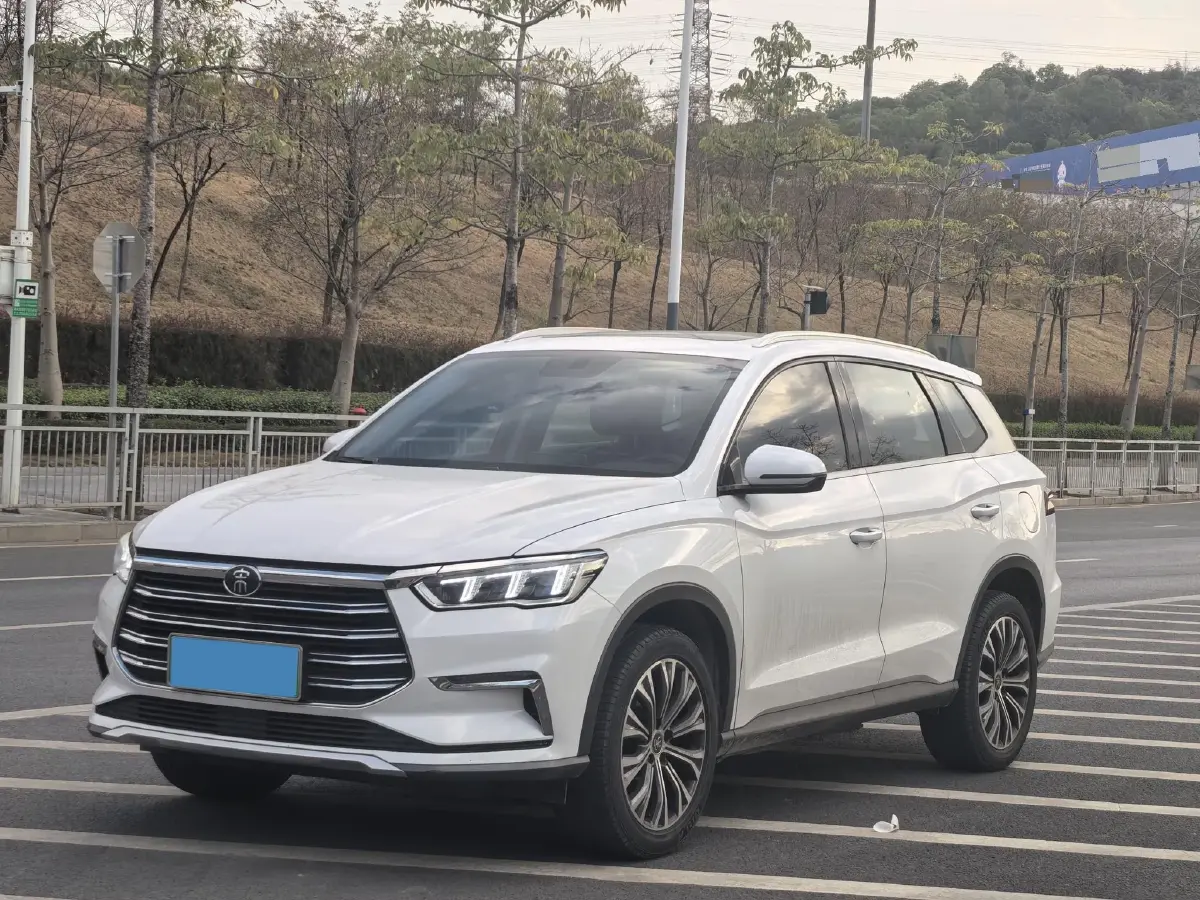 2019 BYD Song Pro 1.5T 160HP L4 6DCT PHEV 15.7KWH