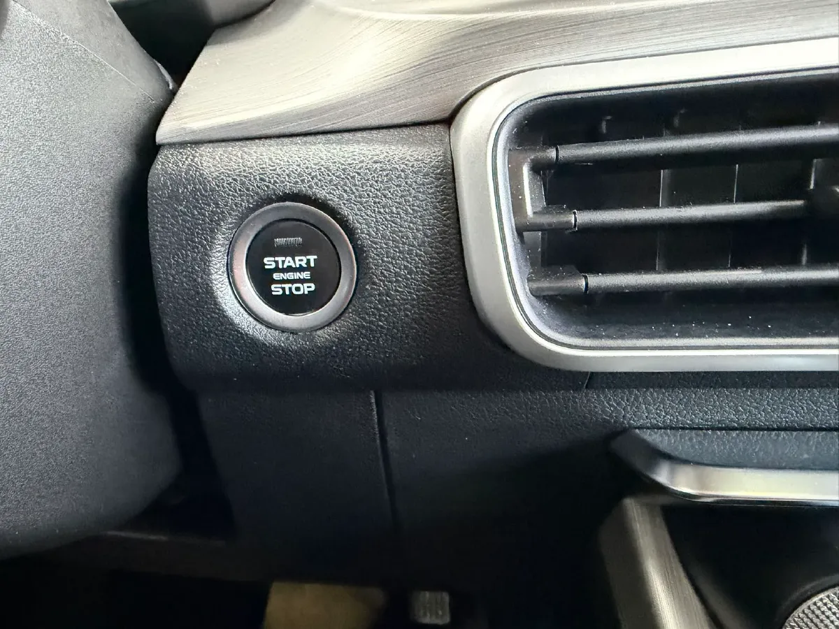 2021 Geely Coolray 1.4T 141HP L4 6DCT,autocango,china used car exporter,china ev exporter,chinese used car exporter,chinese used ev exporter