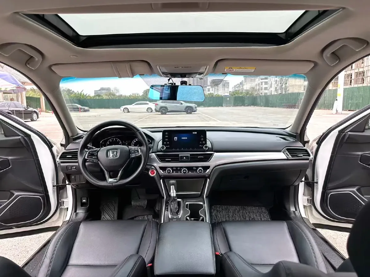 2018 Honda Accord 1.5T 194HP L4 CVT,autocango,china used car exporter,china ev exporter,chinese used car exporter,chinese used ev exporter