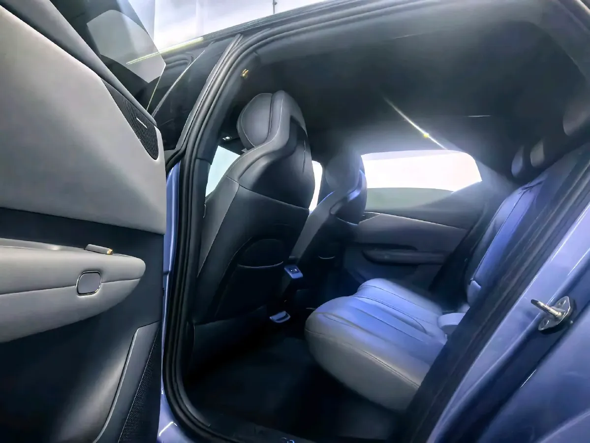 2025 ChangAn Hunter 2.0T 190HP L4 REEV,autocango,china used car exporter,china ev exporter,chinese used car exporter,chinese used ev exporter