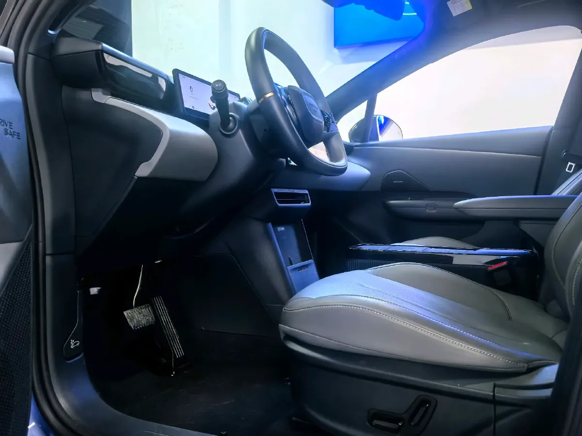 2025 ChangAn Hunter 2.0T 190HP L4 REEV,autocango,china used car exporter,china ev exporter,chinese used car exporter,chinese used ev exporter