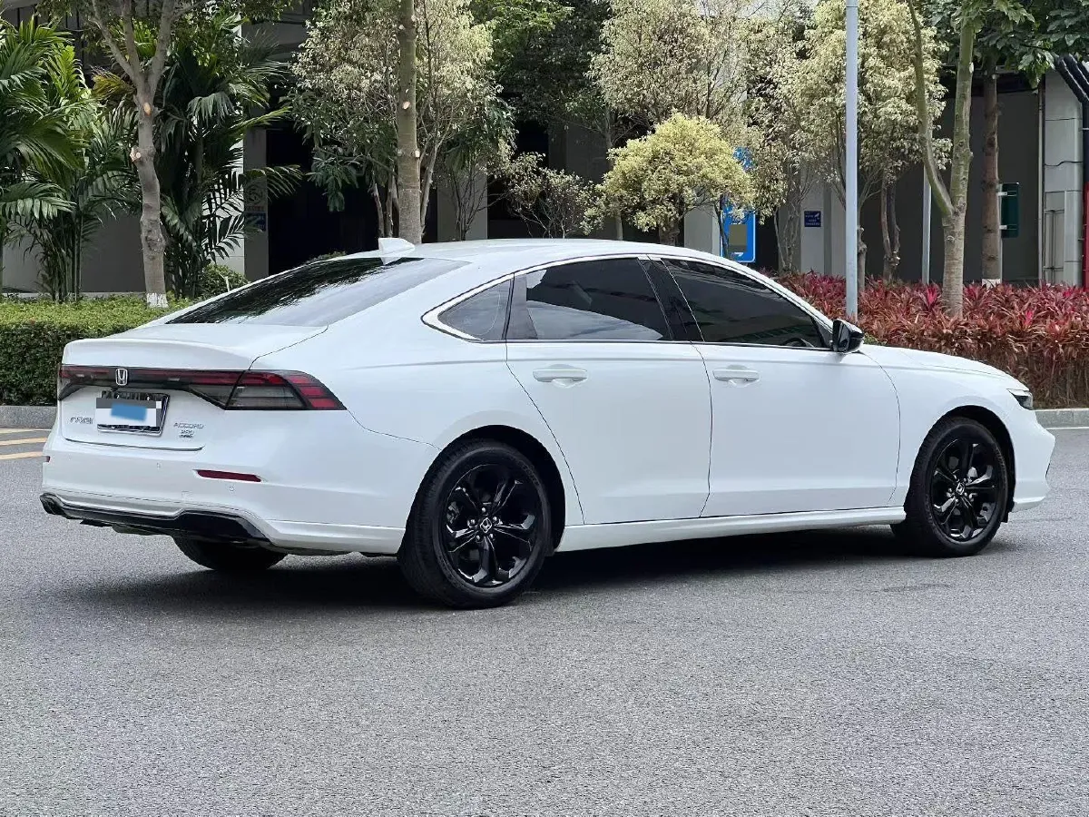 2025 Honda Accord 1.5T 192HP L4 CVT,autocango,china used car exporter,china ev exporter,chinese used car exporter,chinese used ev exporter