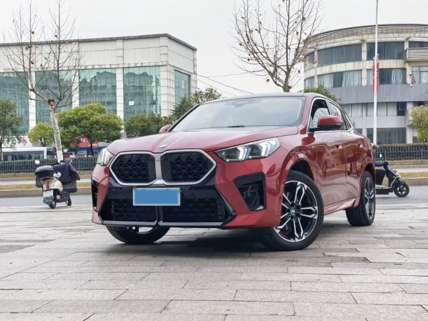 2024 BMW X2 2.0T 204HP L4 7DCT