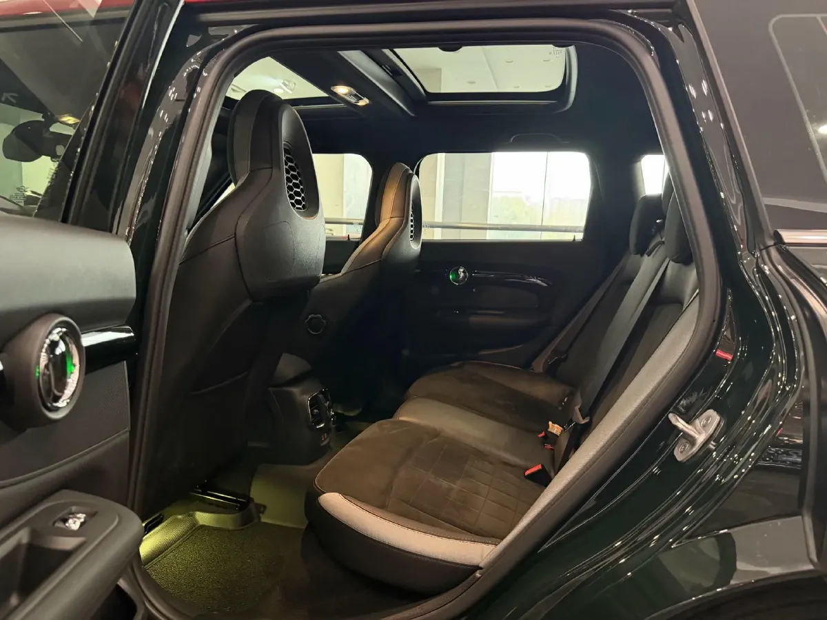 2022 MINI JCW COUNTRYMAN 2.0T 272HP L4 8AT,autocango,china used car exporter,china ev exporter,chinese used car exporter,chinese used ev exporter