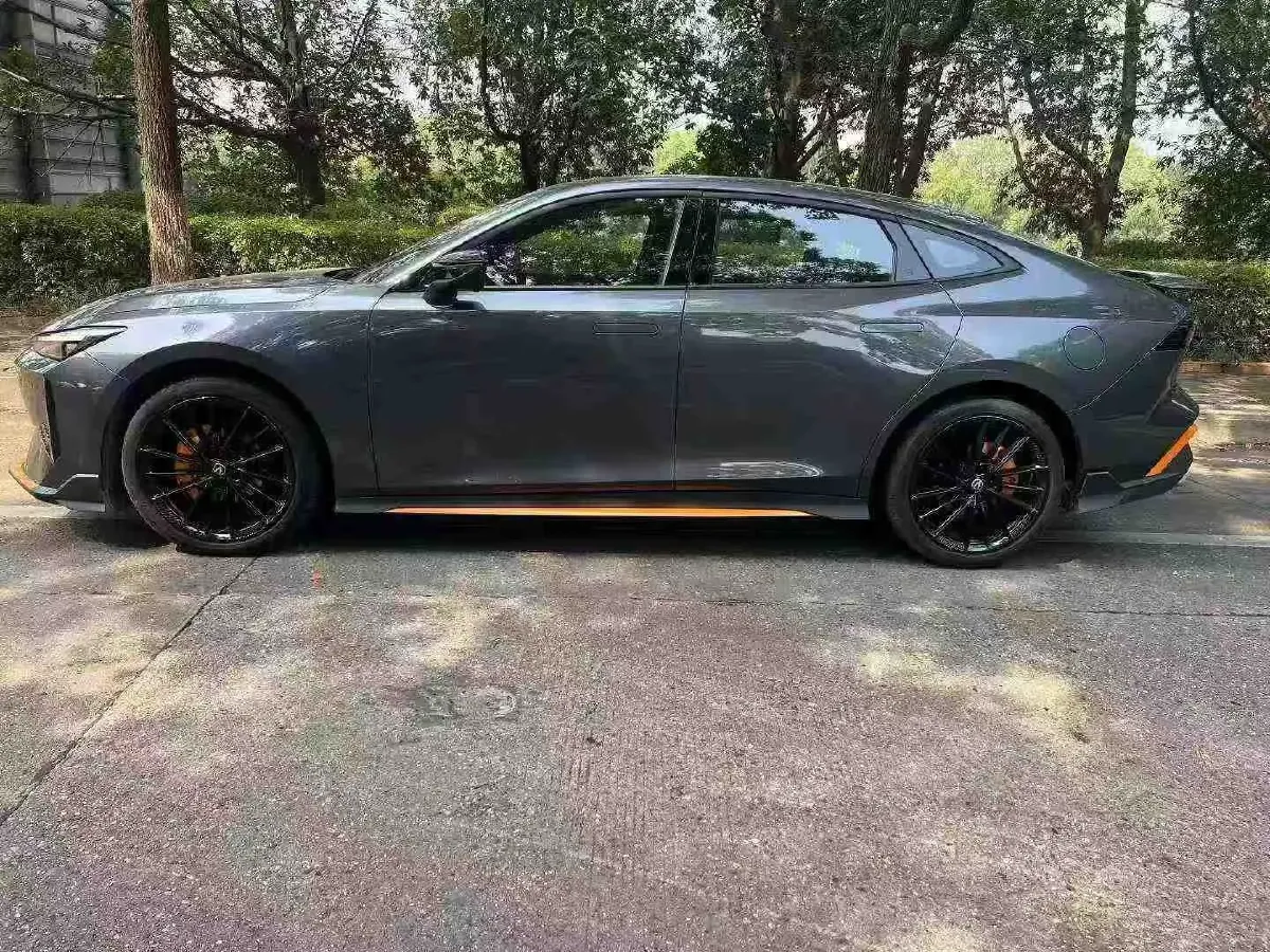 2024 ChangAn UNI-V 1.5T 188HP L4 7DCT,autocango,china used car exporter,china ev exporter,chinese used car exporter,chinese used ev exporter