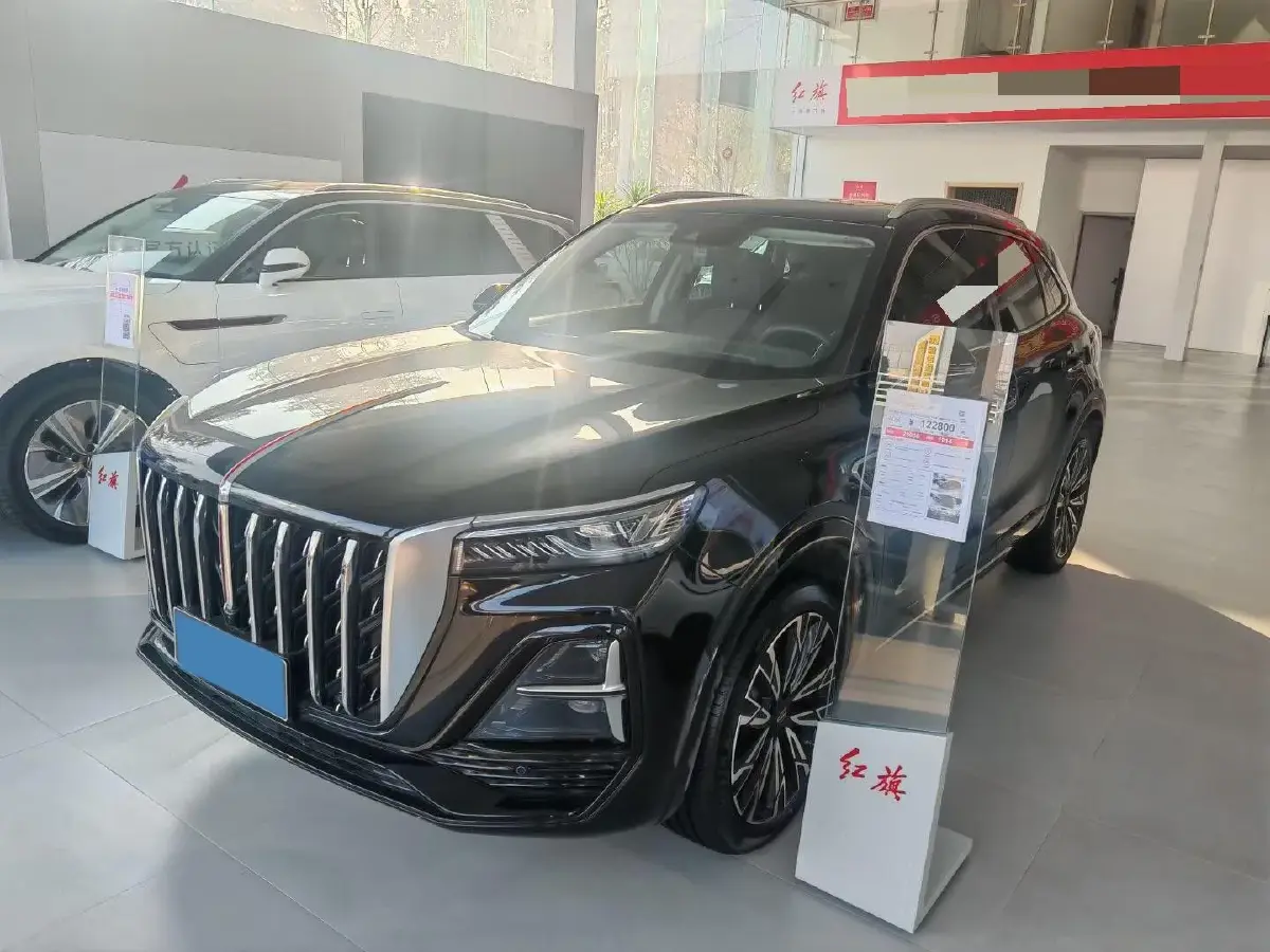 2025 HongQi HS5 2.0T 252HP L4 8AT