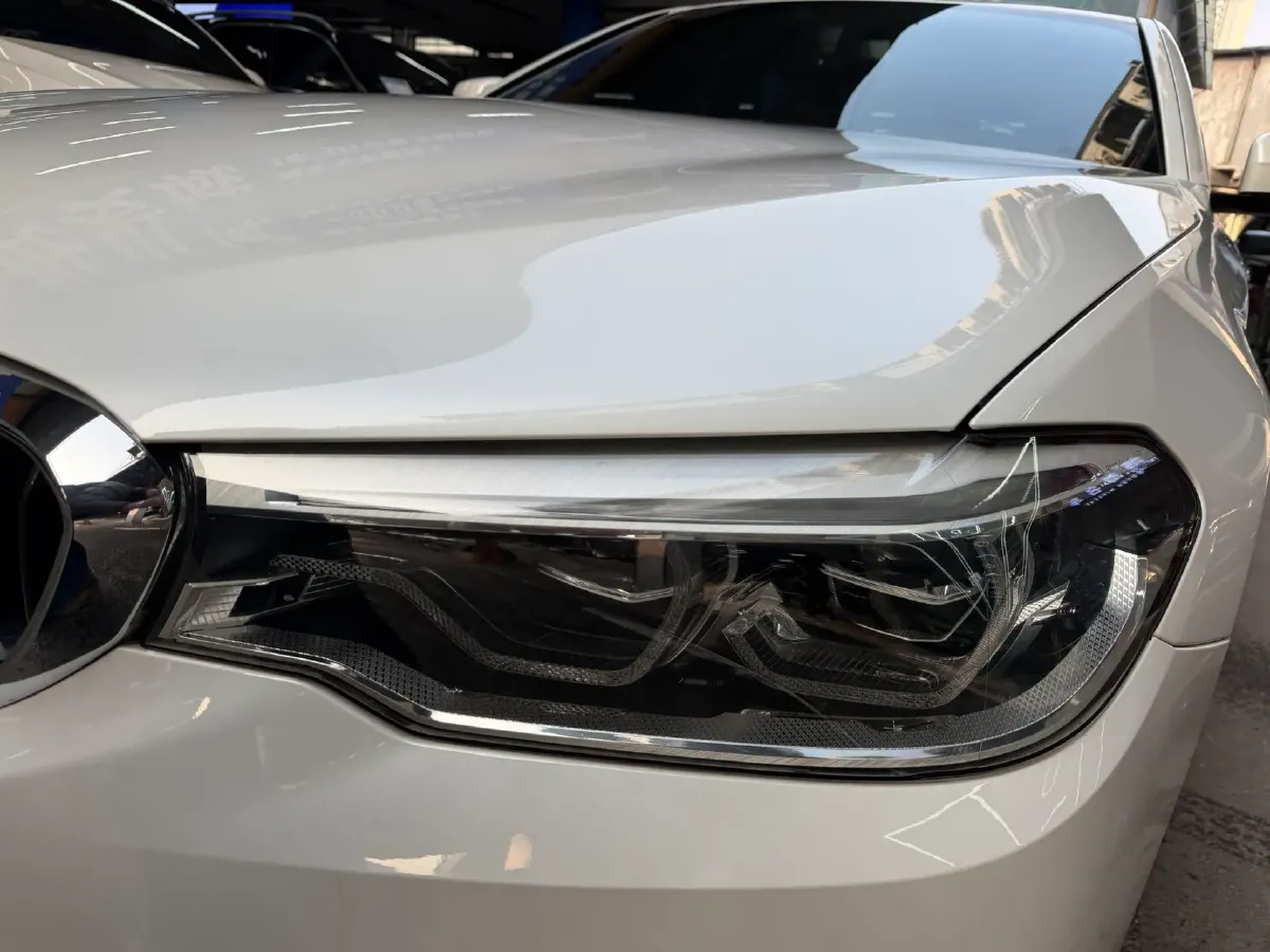 2020 BMW 5 Series 2.0T 252HP L4 8AT,autocango,china used car exporter,china ev exporter,chinese used car exporter,chinese used ev exporter
