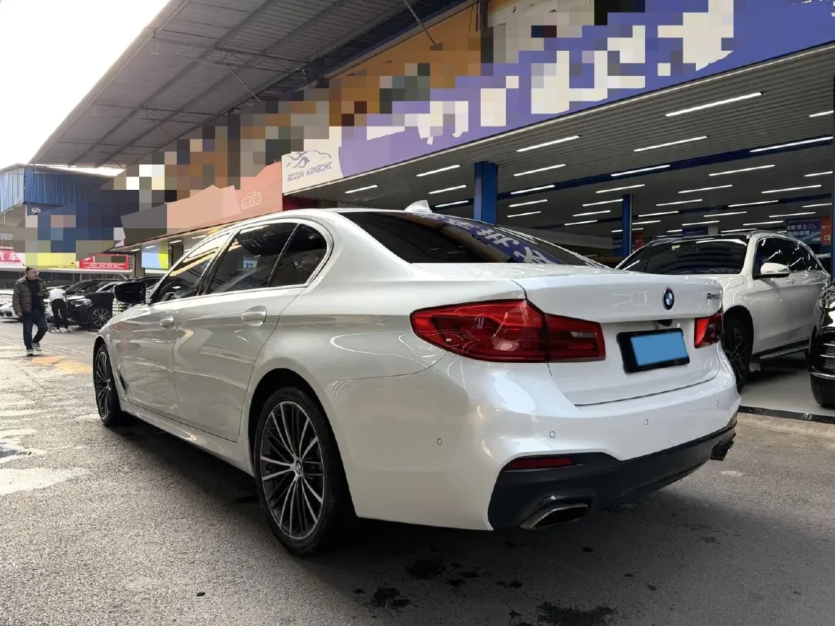 2020 BMW 5 Series 2.0T 252HP L4 8AT,autocango,china used car exporter,china ev exporter,chinese used car exporter,chinese used ev exporter