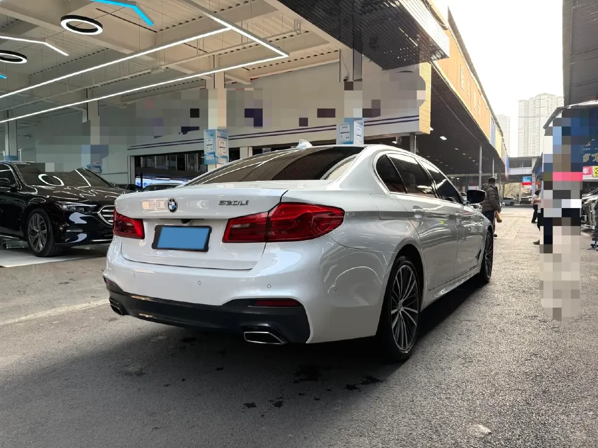 2020 BMW 5 Series 2.0T 252HP L4 8AT,autocango,china used car exporter,china ev exporter,chinese used car exporter,chinese used ev exporter