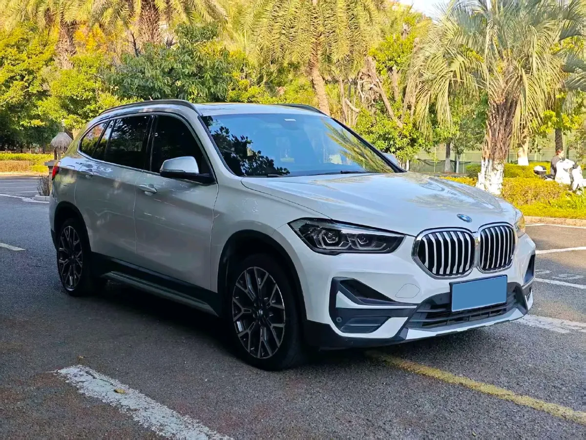 2022 BMW X1 2.0T 192HP L4 8AT,autocango,china used car exporter,china ev exporter,chinese used car exporter,chinese used ev exporter